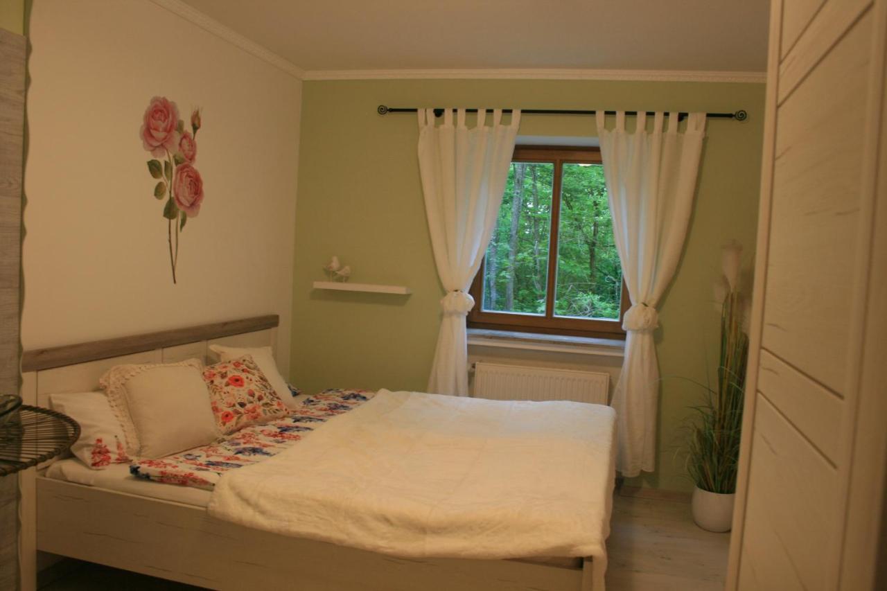 Krug'S Family Hostel Und Restaurant Weilheim in Oberbayern Buitenkant foto